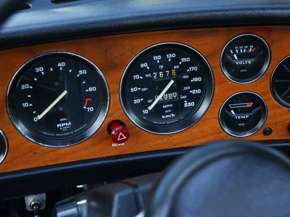 Afbeelding 24/50 van Triumph Stag (1975)