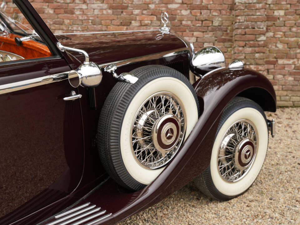 Image 40/50 of Mercedes-Benz 320 Cabriolet B (1939)