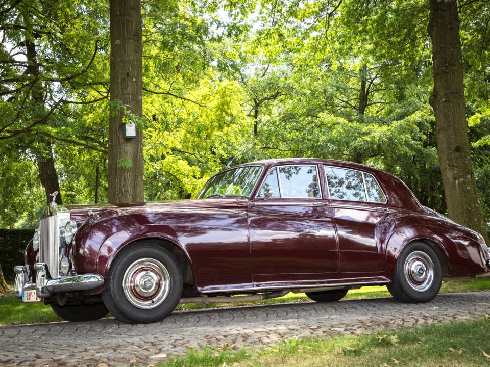 Image 13/52 of Rolls-Royce Silver Cloud II (1962)