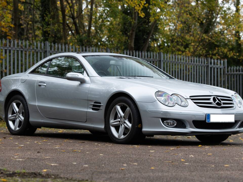 Image 1/41 of Mercedes-Benz SL 350 (2007)
