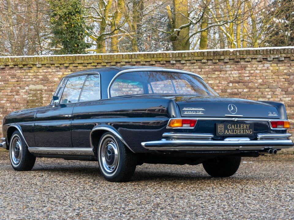 Bild 2/50 von Mercedes-Benz 280 SE 3,5 (1970)
