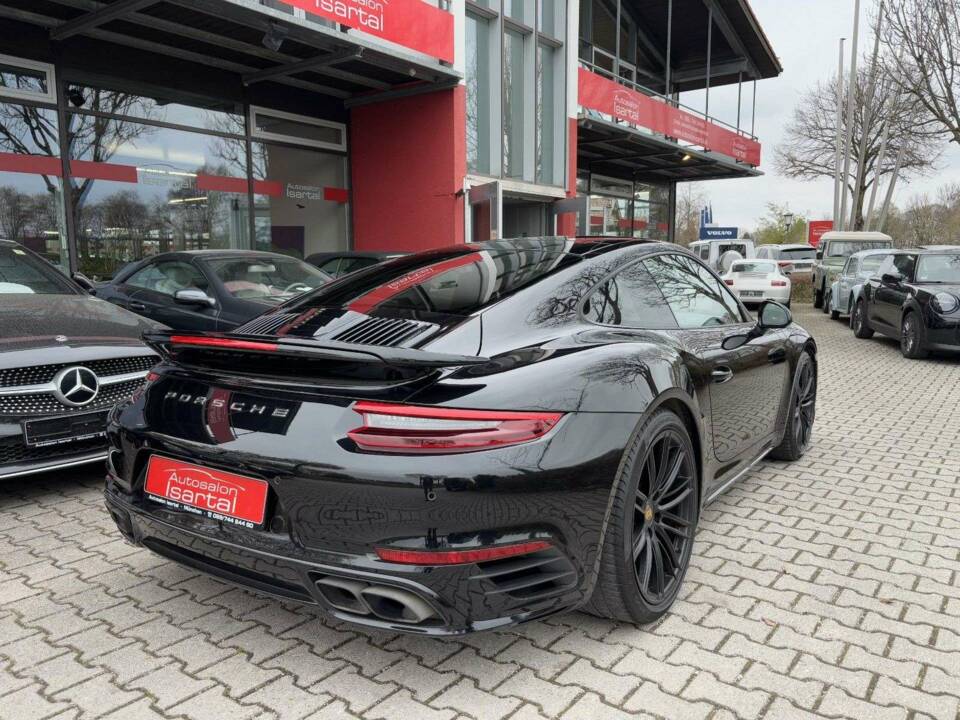 Bild 25/27 von Porsche 911 Turbo (2018)