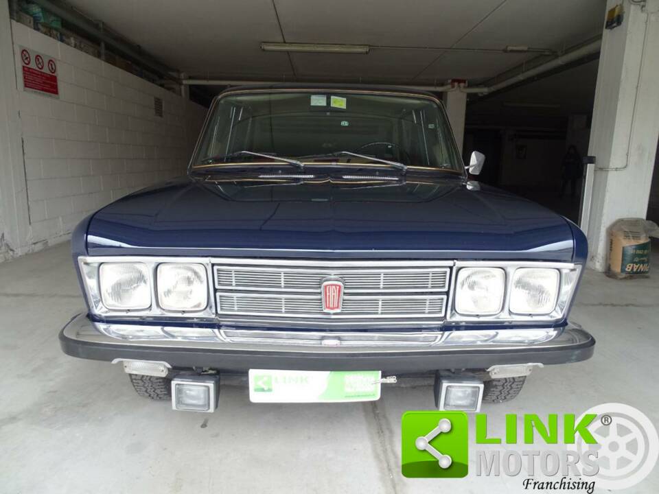 Image 2/10 de FIAT 125 S &#x2F; Speciale (1972)