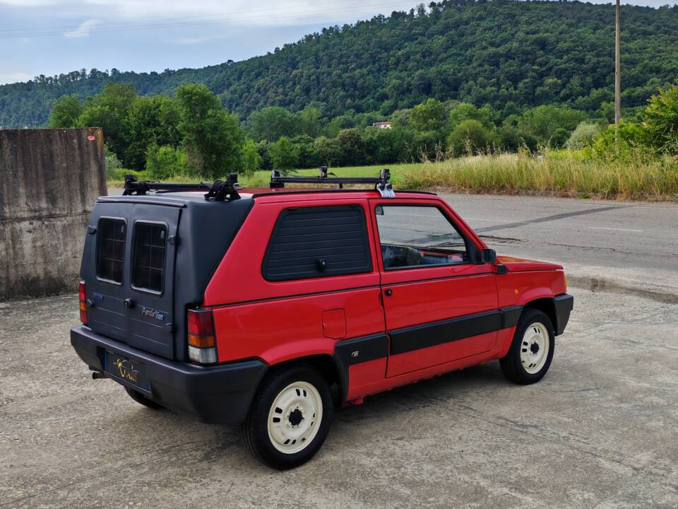 Immagine 5/30 di FIAT Panda "Young" (2002)