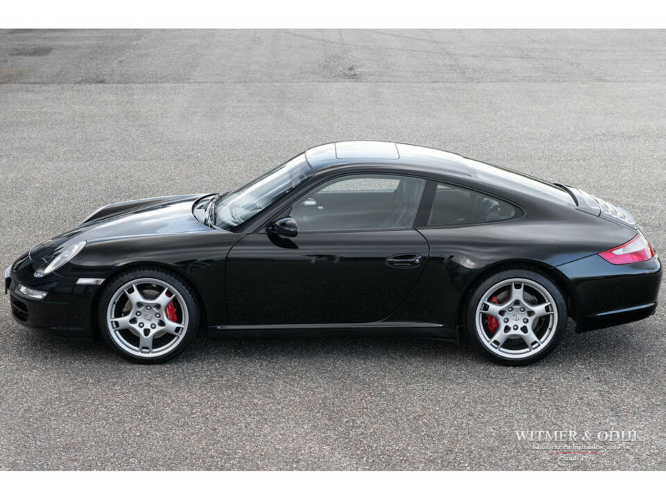 Immagine 4/29 di Porsche 911 Carrera S (2006)