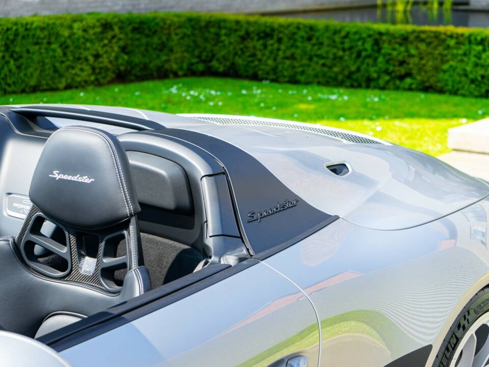 Bild 22/25 von Porsche 911 Speedster (2020)