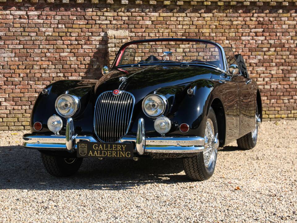Image 15/50 of Jaguar XK 150 3.4 S DHC (1958)