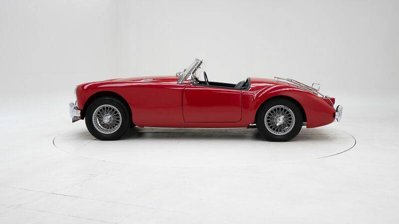 Image 8/15 of MG MGA 1500 (1956)