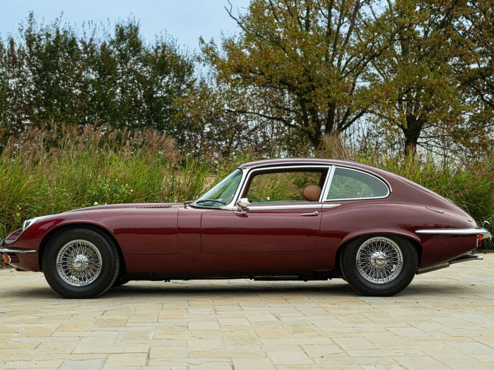 Afbeelding 4/50 van Jaguar E-Type V12 (2+2) (1972)