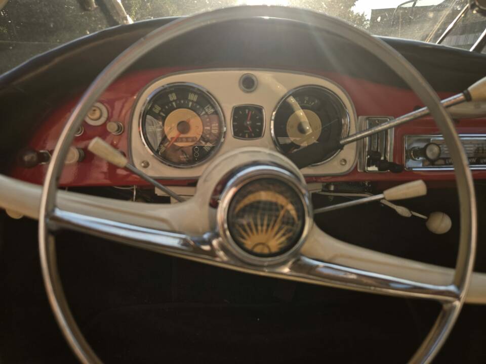 Image 8/11 of DKW Auto Union 1000 Special Roadster (1962)