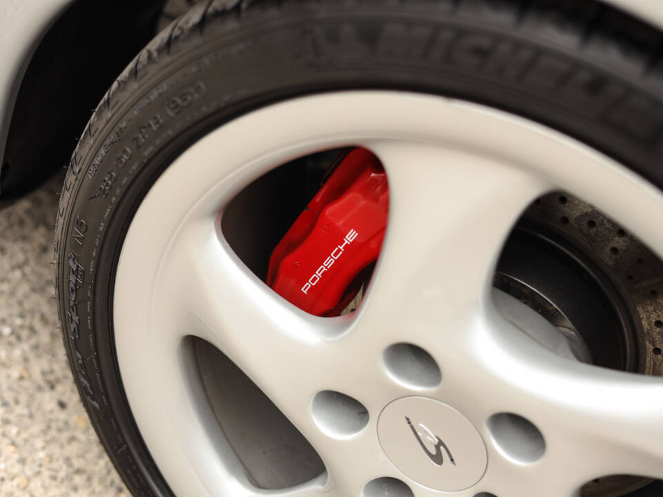 Image 54/90 de Porsche 911 Carrera 4S (1996)