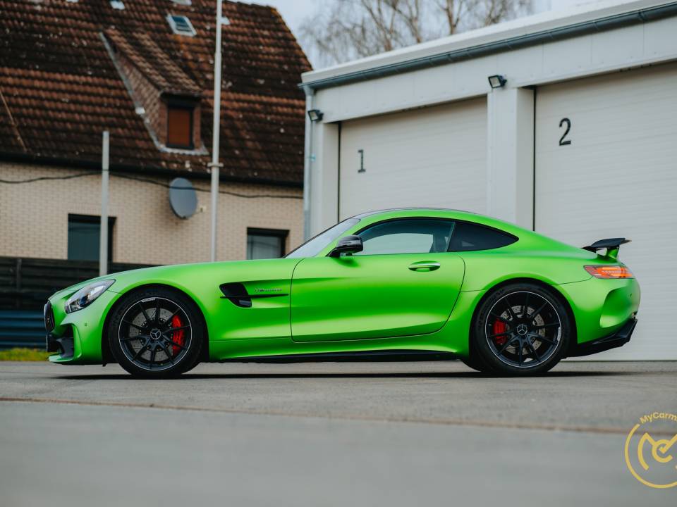 Image 8/20 of Mercedes-AMG GT-R (2018)