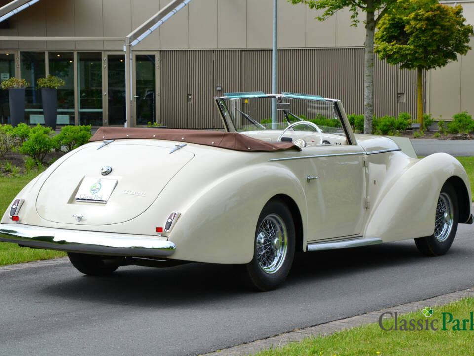 Image 14/50 of Delahaye 135M Worblaufen (1947)