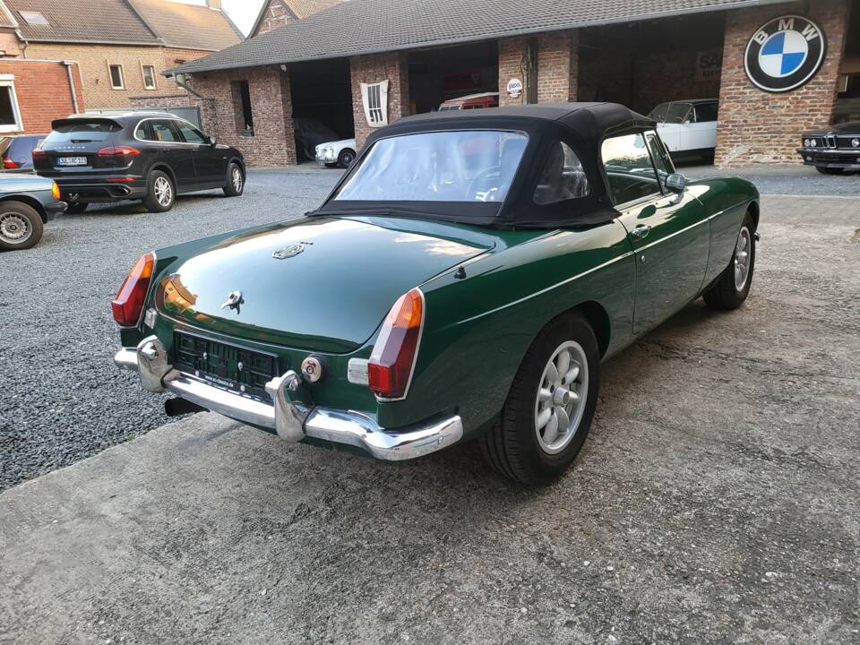 Image 52/58 of MG MGB (1971)