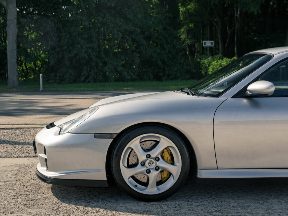 Image 25/51 of Porsche 911 GT2 (2001)