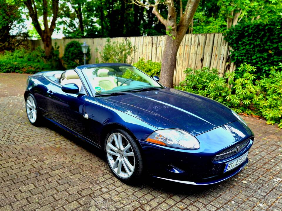 Image 6/10 of Jaguar XK 4.2 (2007)