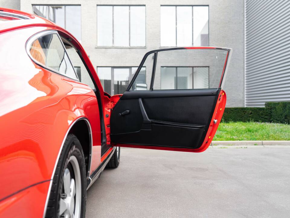 Image 27/37 of Porsche 911 2.7 S (1974)