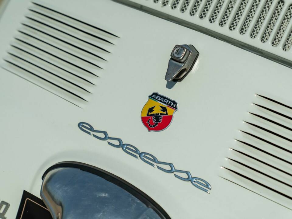 Image 17/50 of Abarth Fiat 595 (1968)