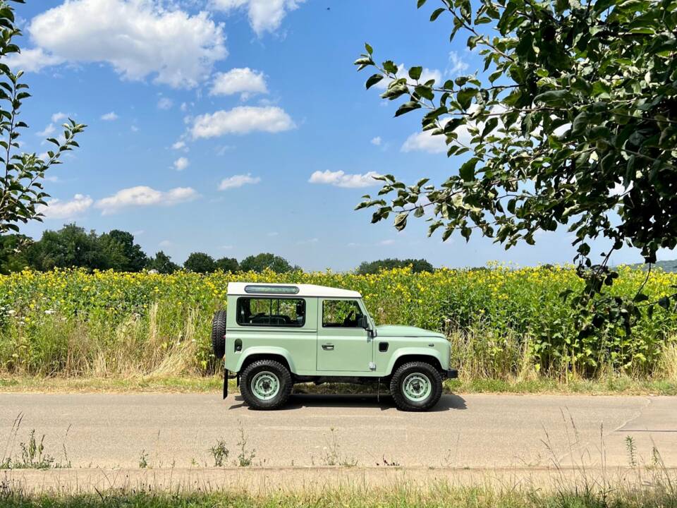 Bild 19/19 von Land Rover Defender 90 Heritage (2015)