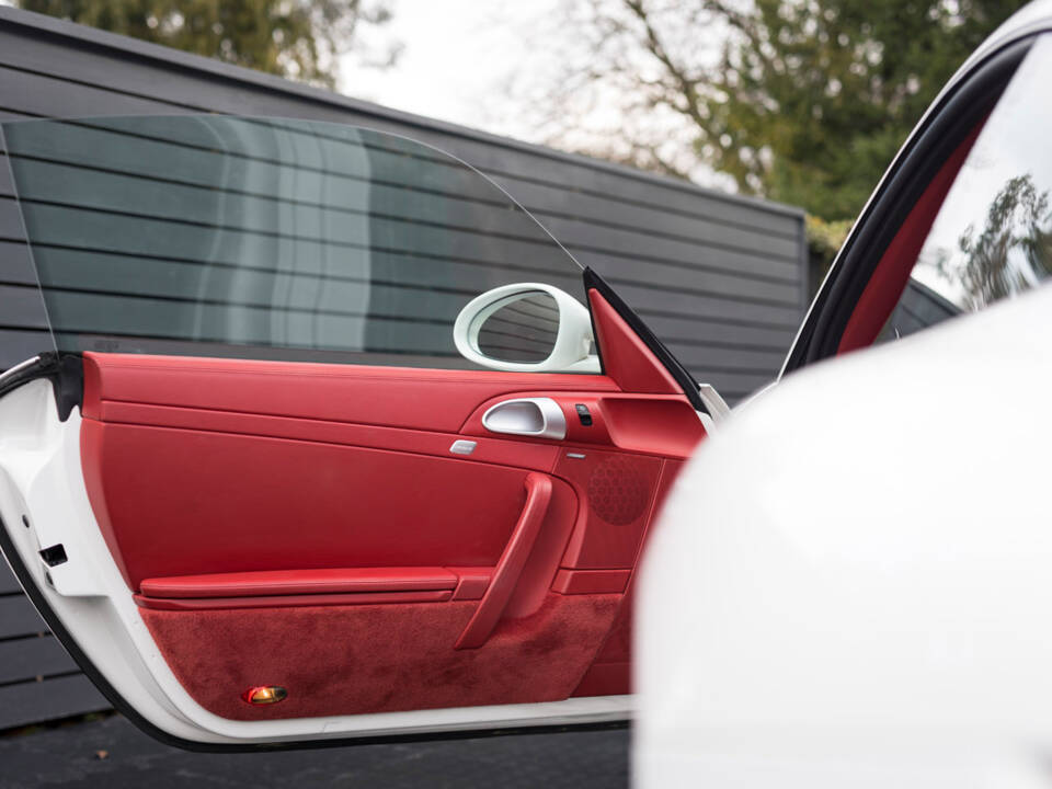 Image 18/27 of Porsche 911 Turbo (2010)