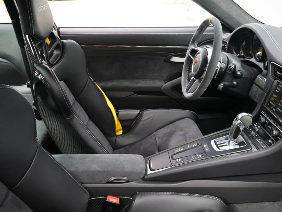 Image 72/82 de Porsche 911 GT3 RS (2015)