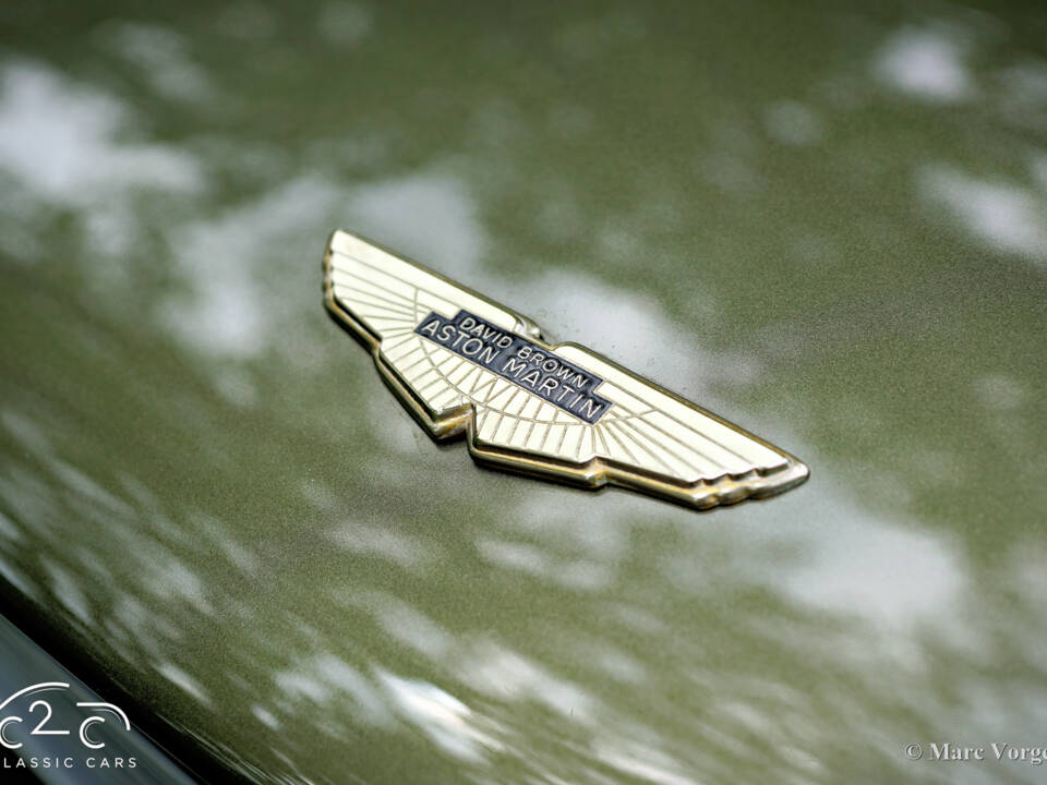 Image 35/57 of Aston Martin DBS (1969)