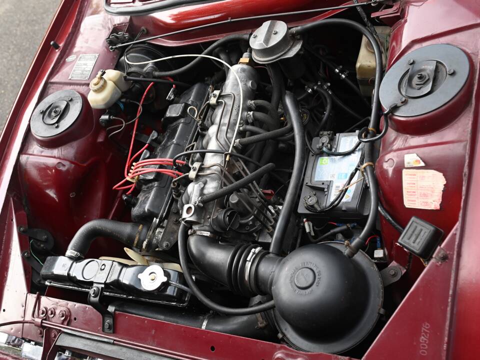 Image 26/26 of Peugeot 504 Convertible (1974)