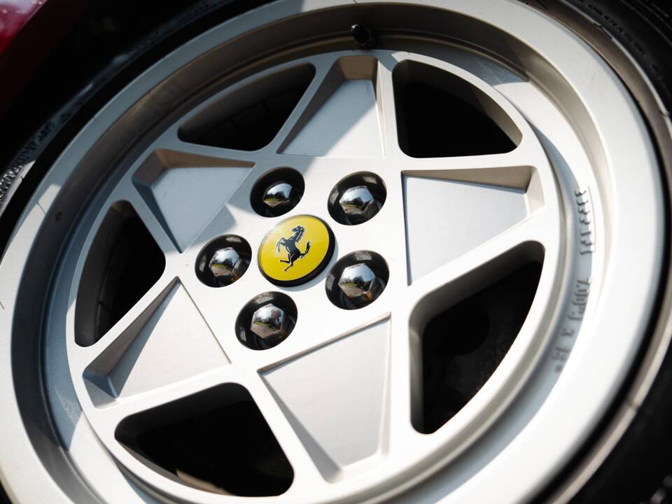 Bild 19/32 von Ferrari 208 GTB Turbo (1987)