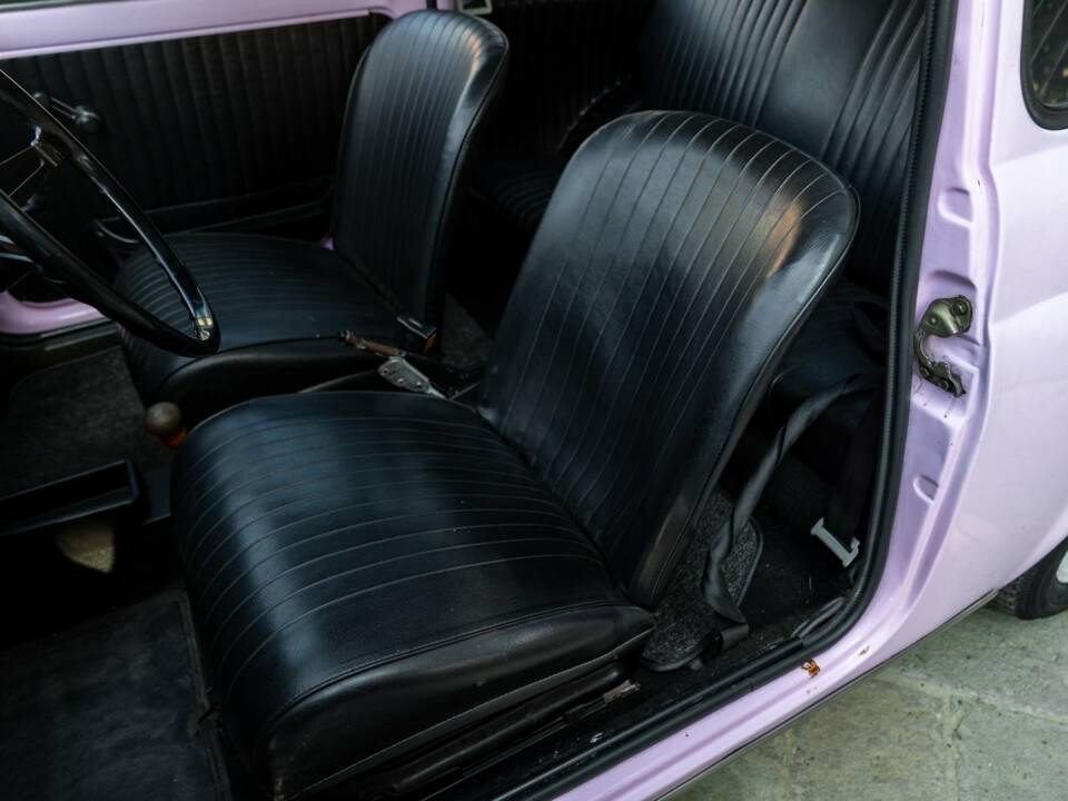 Image 26/46 of FIAT 500 L (1971)