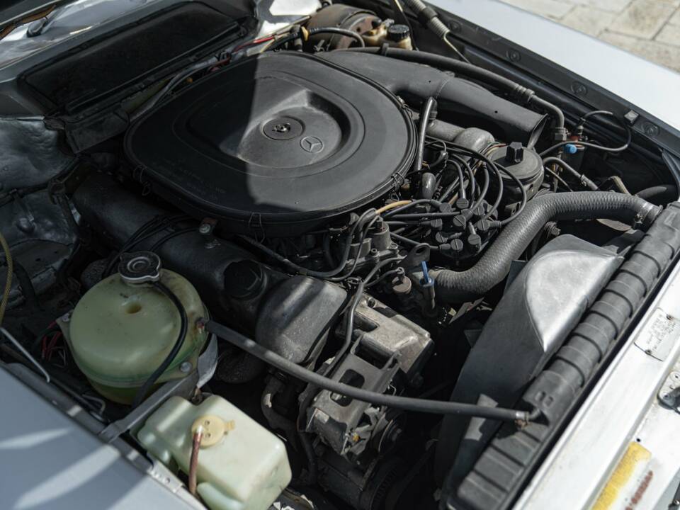 Image 50/50 de Mercedes-Benz 450 SL (1977)