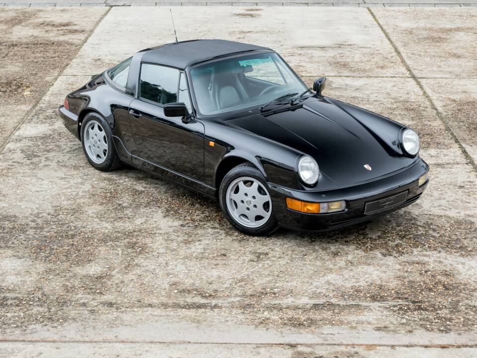 Bild 8/29 von Porsche 911 Carrera 2 (1990)