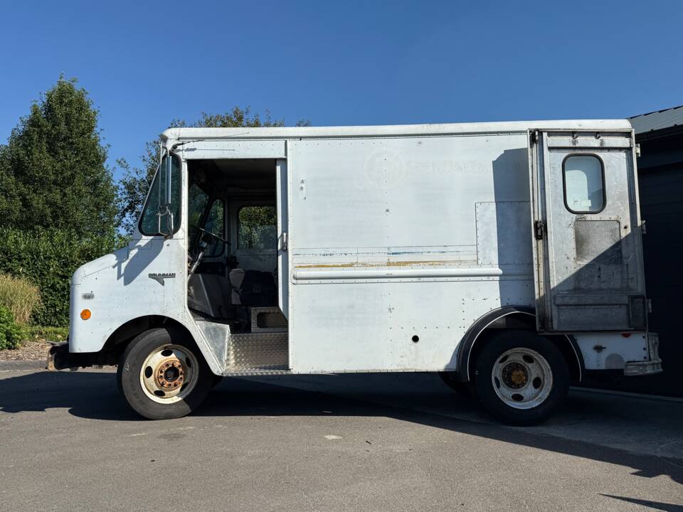 Image 7/18 of Chevrolet Step Van P30 (1979)