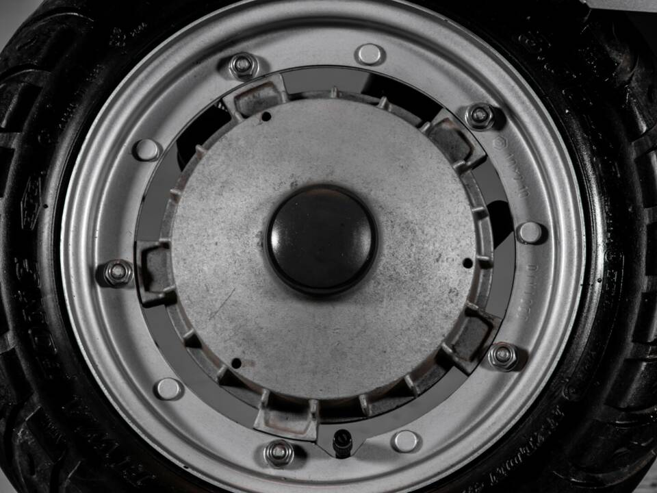 Image 14/34 of Piaggio DUMMY (1987)