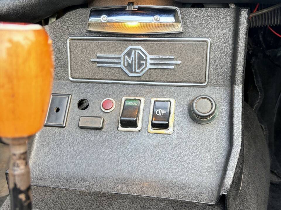 Afbeelding 20/22 van MG MGB (1976)