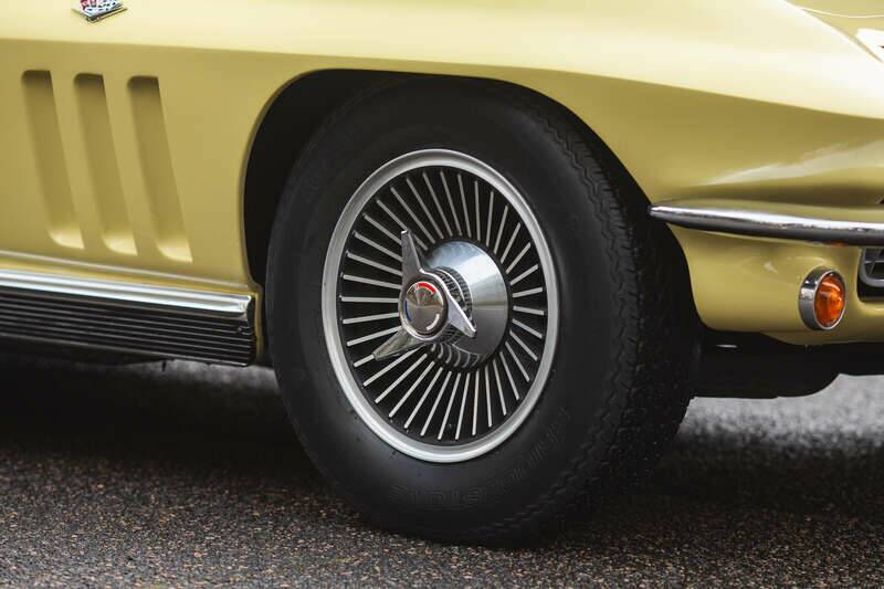 Bild 17/50 von Chevrolet Corvette Sting Ray Convertible (1966)