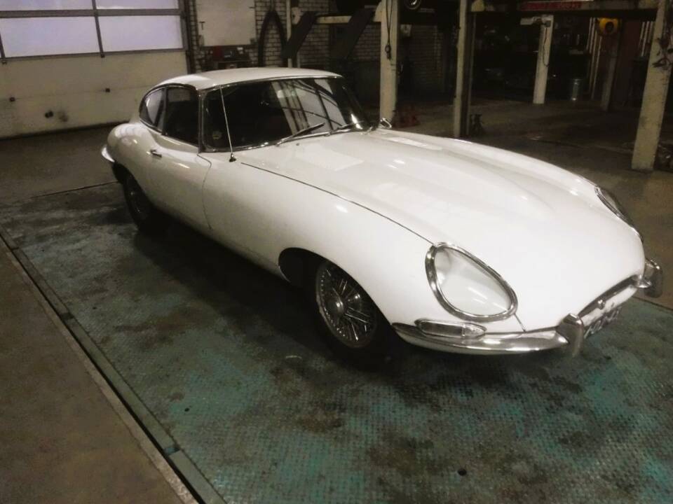 Bild 46/50 von Jaguar E-Type 3.8 (1964)