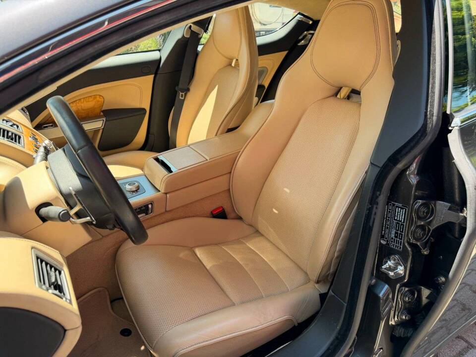 Bild 13/37 von Aston Martin Rapide (2010)