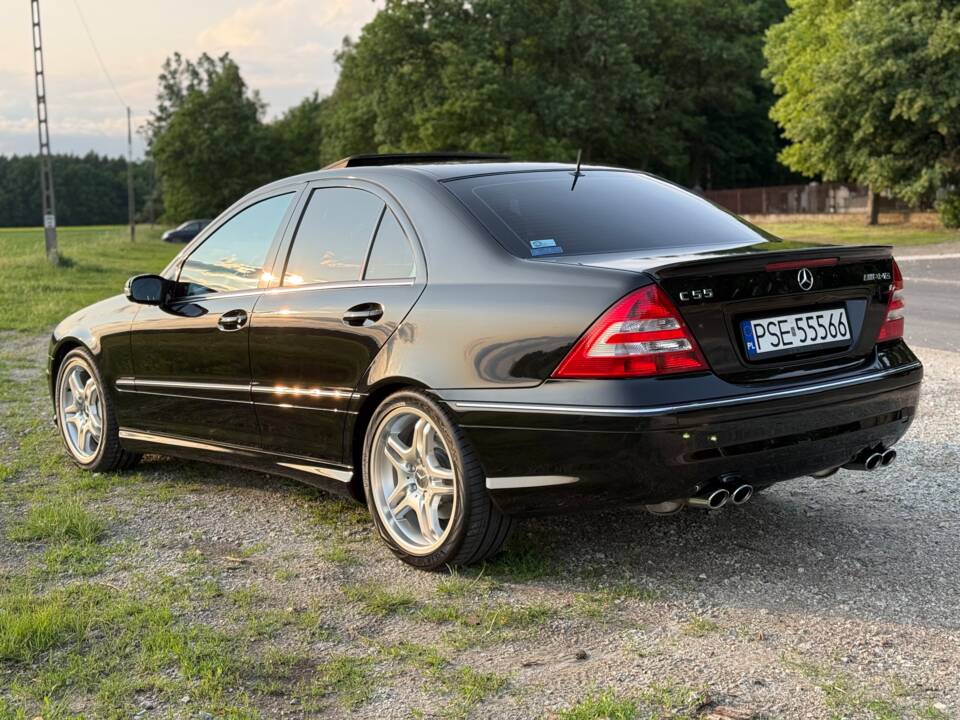 Bild 3/38 von Mercedes-Benz C 55 AMG (2004)