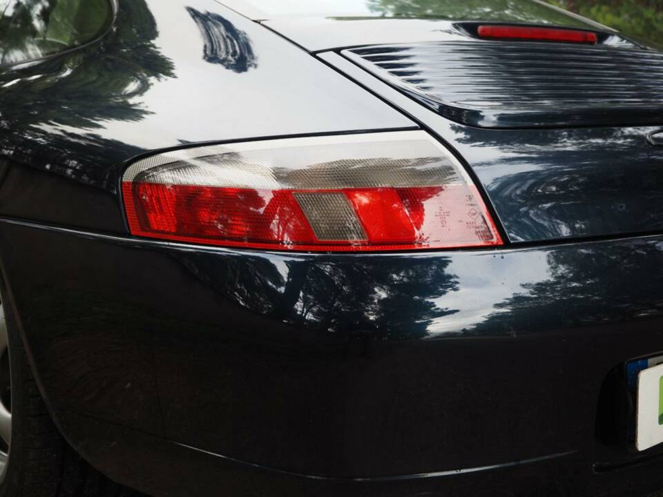 Bild 42/43 von Porsche 911 Carrera (1999)