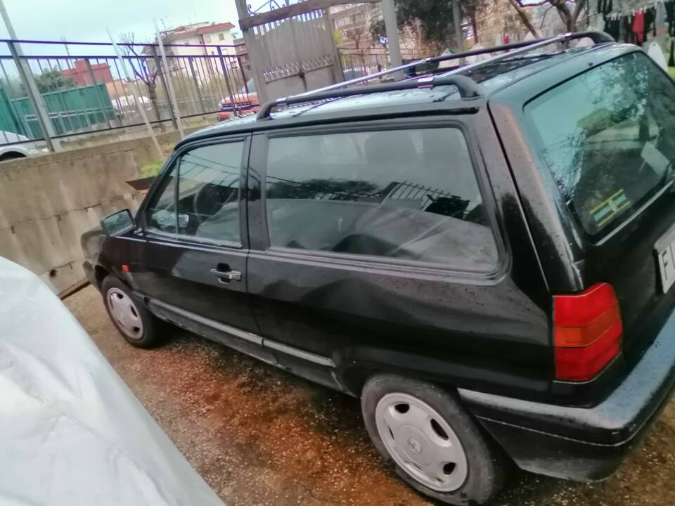 Image 4/9 de Volkswagen Polo II Coupe 1.0 (1994)