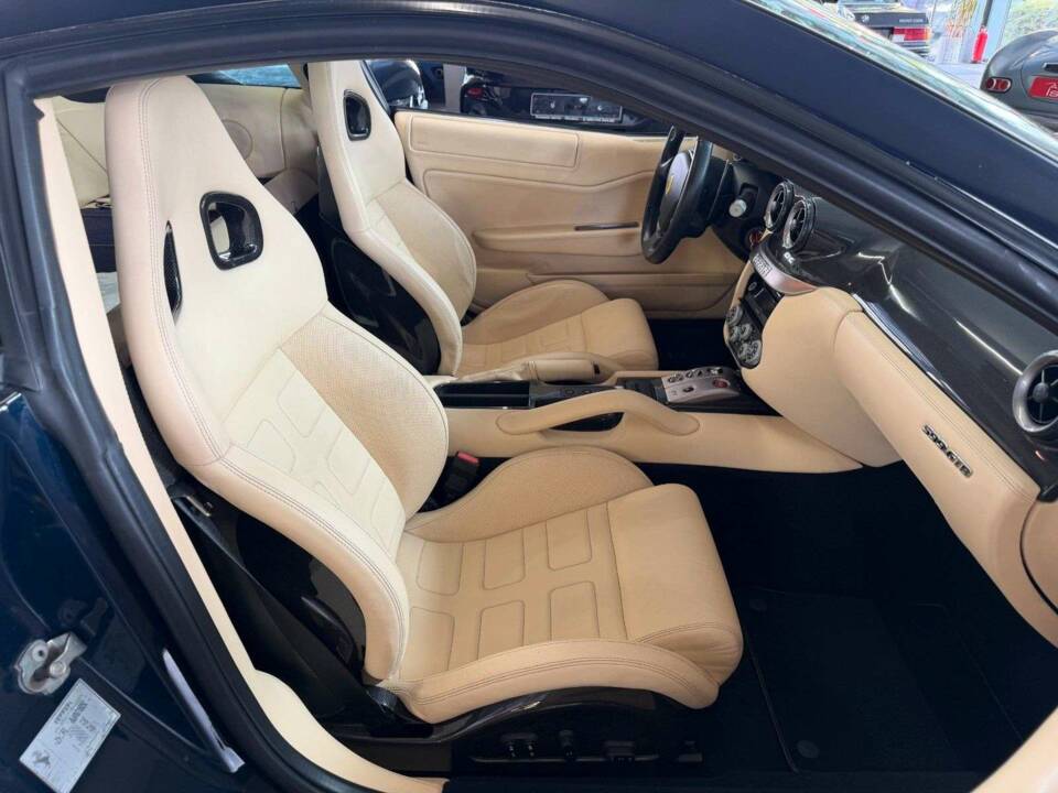 Bild 38/40 von Ferrari 599 GTB (2009)