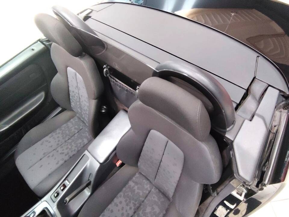 Bild 37/46 von Mercedes-Benz SLK 200 (2000)