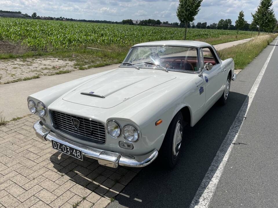 Image 1/8 of Lancia Flaminia GT 2.5 3C Touring (1962)