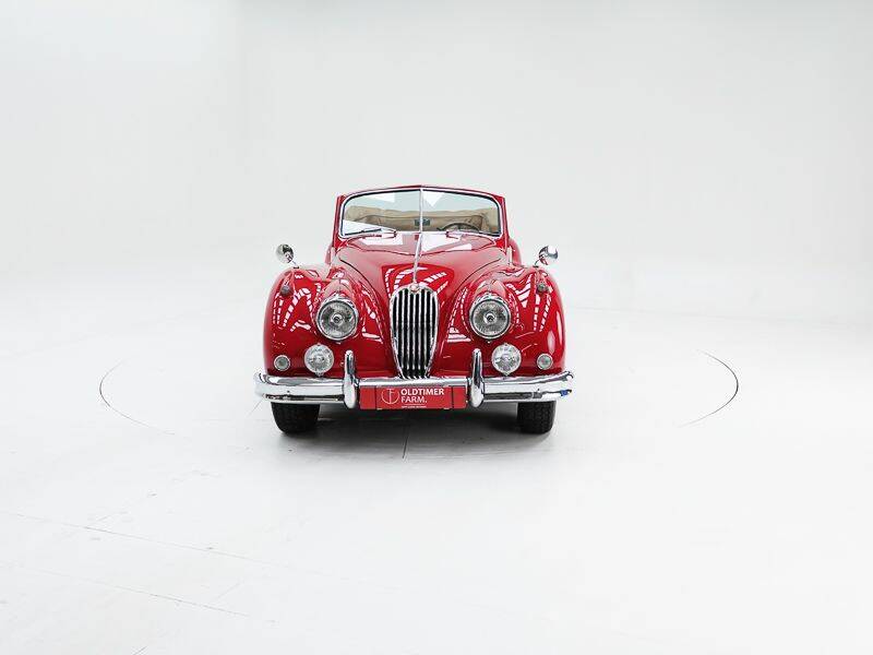 Imagen 5/15 de Jaguar XK 140 DHC (1957)