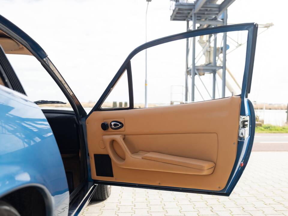 Imagen 20/36 de Ferrari 365 GTC/4 (1972)