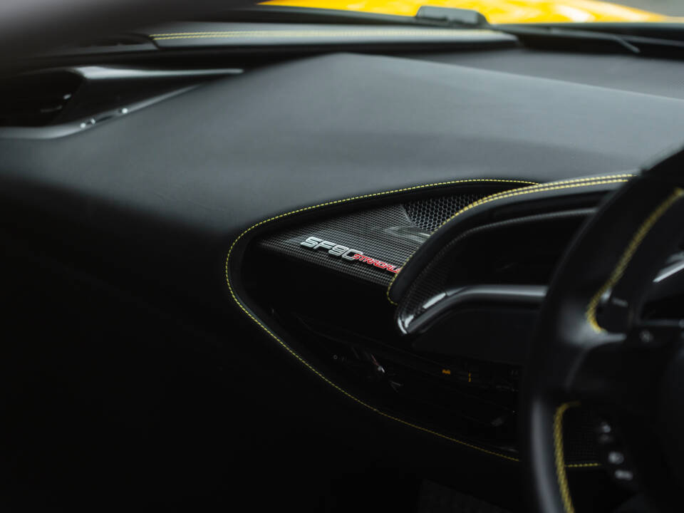 Immagine 35/61 di Ferrari SF90 Stradale (2021)