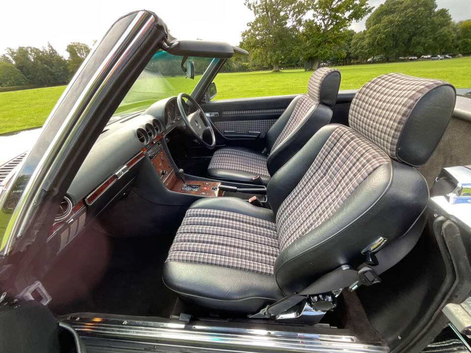 Imagen 36/45 de Mercedes-Benz 300 SL (1988)
