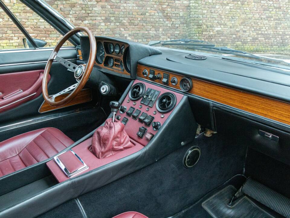 Bild 11/50 von Lamborghini Espada 400 GT (1973)