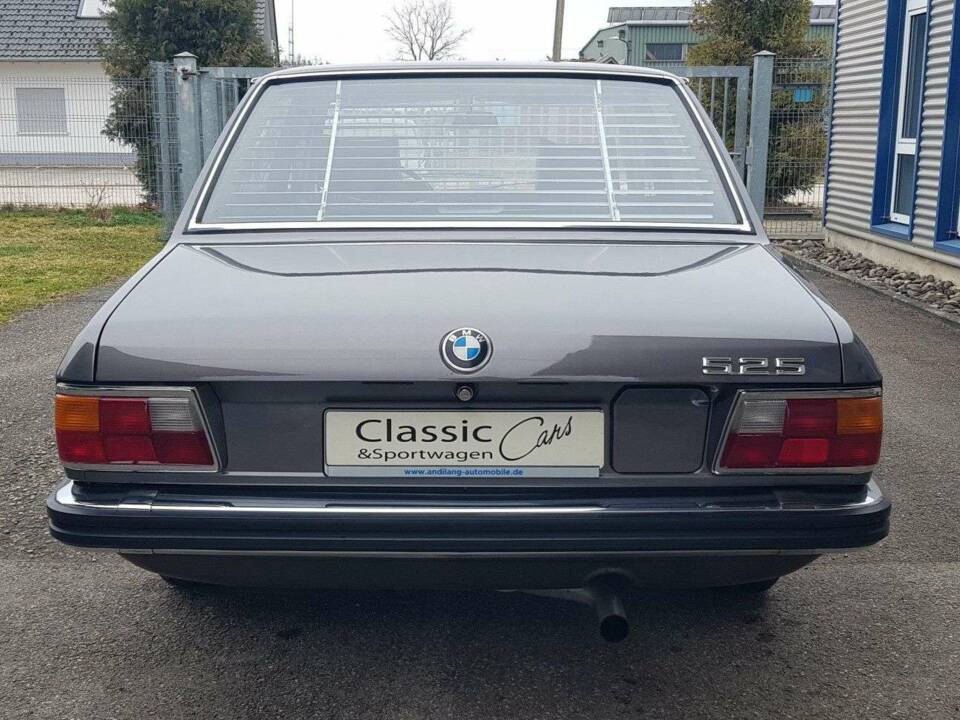 Image 5/30 de BMW 525 (1976)