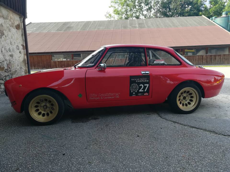 Immagine 6/66 di Alfa Romeo Giulia Sprint GTA (1969)